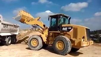 成人重型铲车装车视频大全  第1张