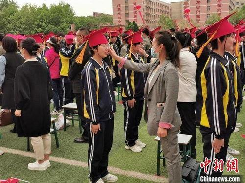 成人礼女生家长视频,成人礼女生家长深情寄语